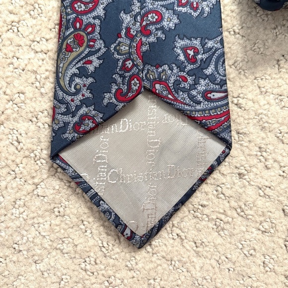 Christian Dior Silk Blue and Red Paisley Pointed Tie / flaw - Picture 7 of 7